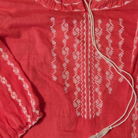 Summer cotton embroidered blouse - Picture 1 of 3